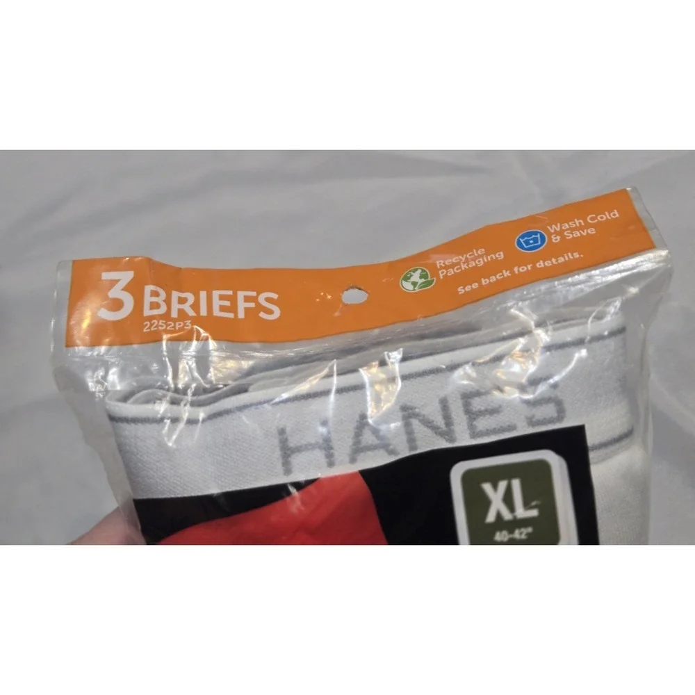 New Hanes 3-Count PackWhite Tagless Briefs Men's XL 40